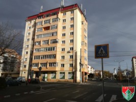 apartament-2-camere-decomandat-zona-valea-aurie